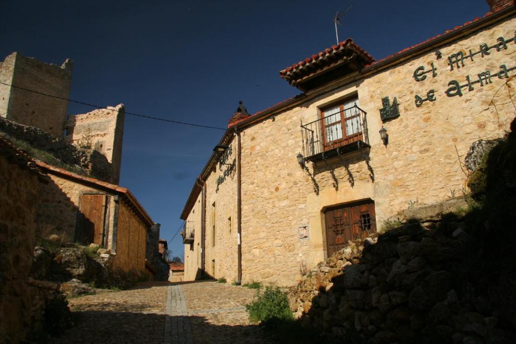 El Mirador De Almanzor Guest House Calatanazor Exterior photo