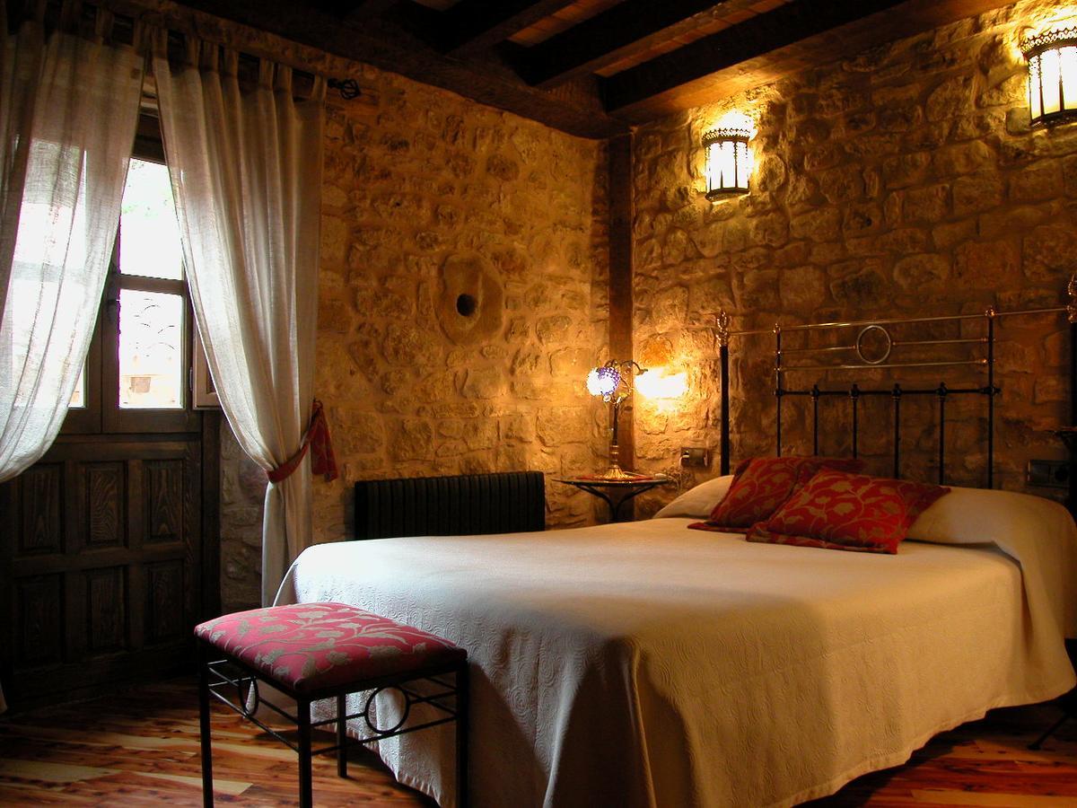 El Mirador De Almanzor Guest House Calatanazor Exterior photo